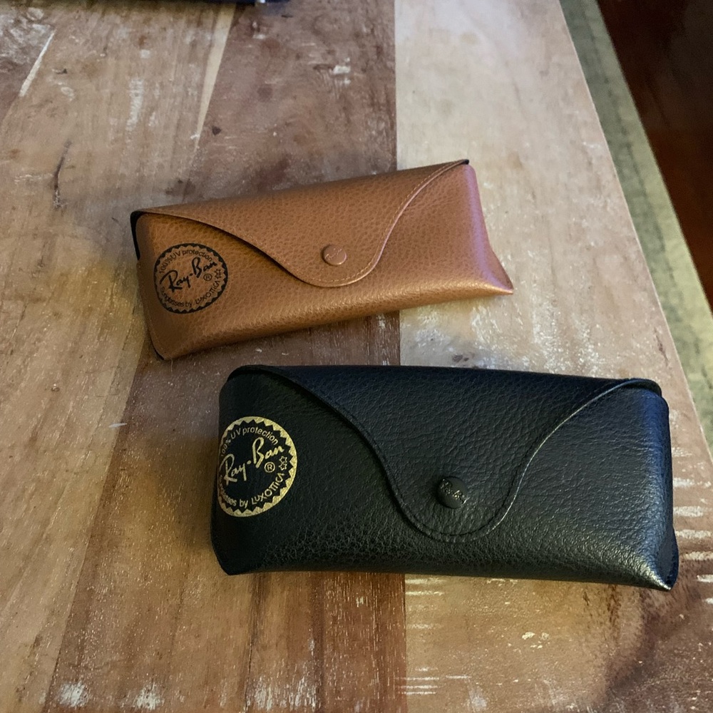 Ray-ban sunglasses cases with new cloths for each